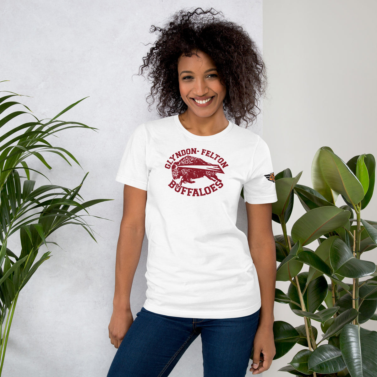 Glyndon-Felton Buffaloes graphic tee in white