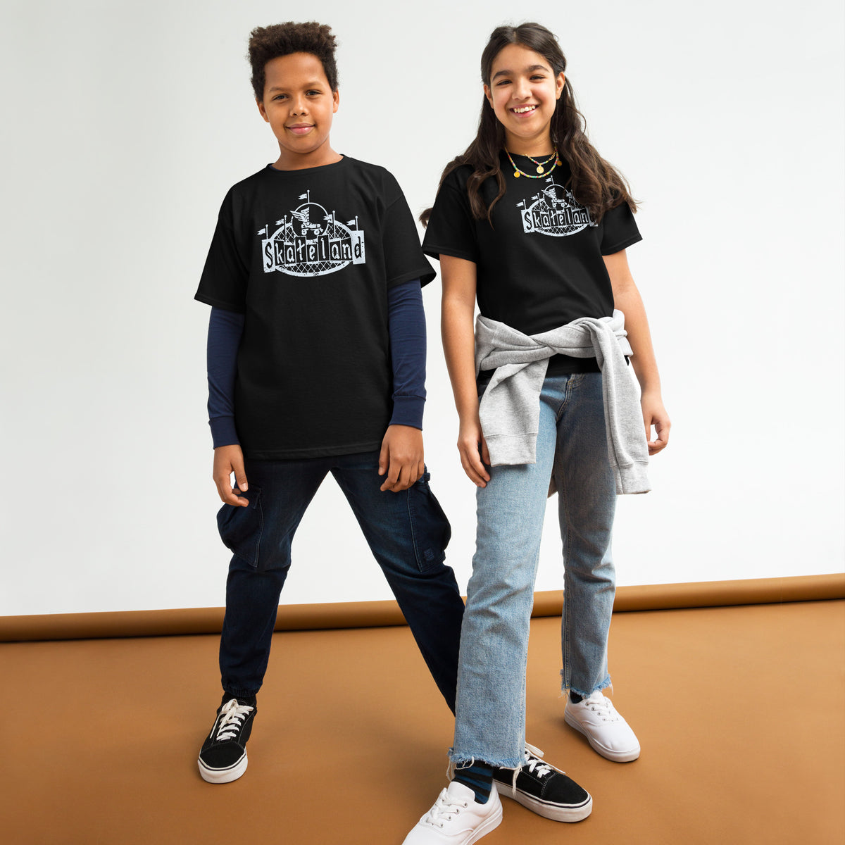 Skateland vintage youth t-shirt in black